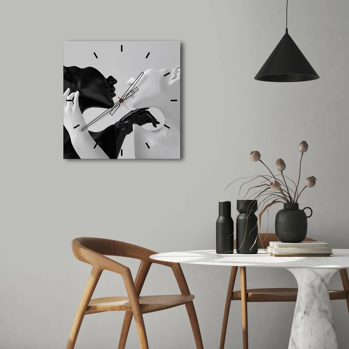 Horloge murale - Pendule murale - Silhouettes noires et blanches en gros plan dynamique - 30x30cm - Attraction - désir - Décoration murale moderne pour le salon et la chambre ARTTOR