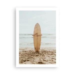 Affiche - Poster - Une personne tenant une planche de surf sur une plage, avec vue sur la mer. - 50x70cm - Pour l'amour des vagues - Décoration murale moderne pour le salon et la chambre ARTTOR
