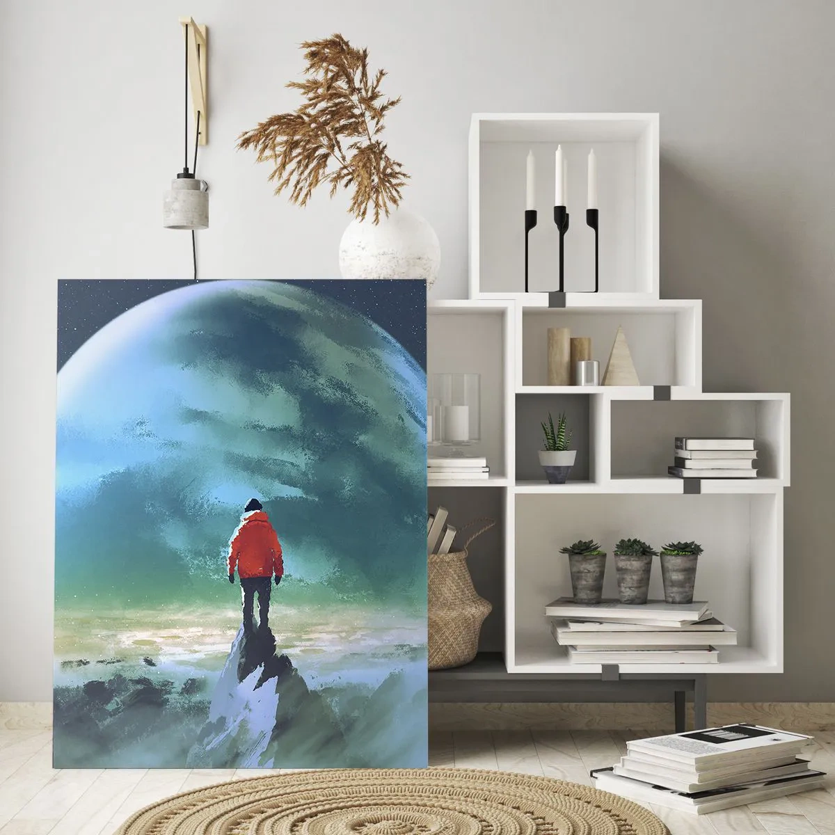 Impression sur verre - Image sur verre - Un homme portant une veste rouge debout devant une grande planète avec des étoiles en arrière-plan. - 70x100cm - Explorateur de la nouvelle terre - Décoration murale moderne pour le salon et la chambre ARTTOR