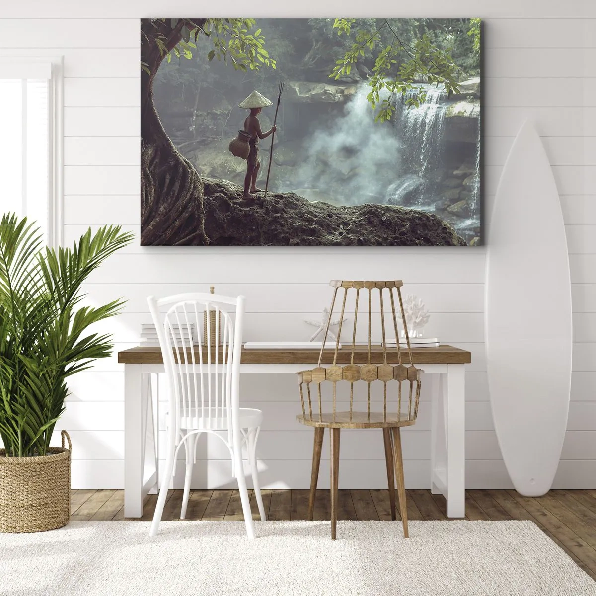 Impression sur toile - Image sur toile - Une figure avec une lance près d'une cascade dans une forêt tropicale - 100x70cm - Lier d'amitié avec la nature - Décoration murale moderne pour le salon et la chambre ARTTOR
