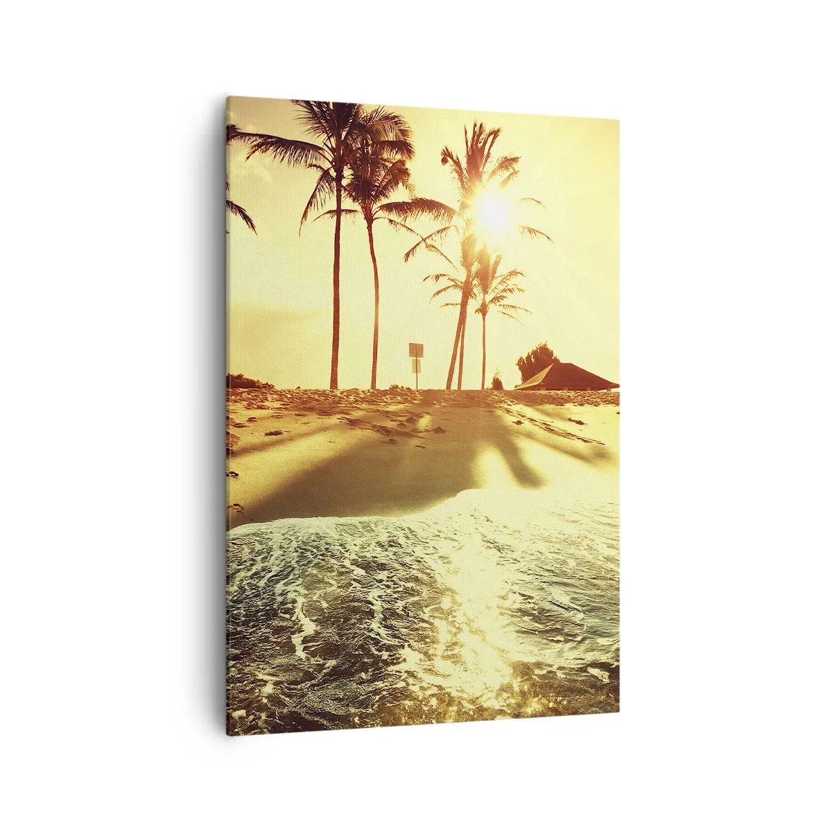 Impression sur toile - Image sur toile - Une plage avec des palmiers illuminée par un coucher de soleil chaud - 70x100cm - Après-midi californien - Décoration murale moderne pour le salon et la chambre ARTTOR