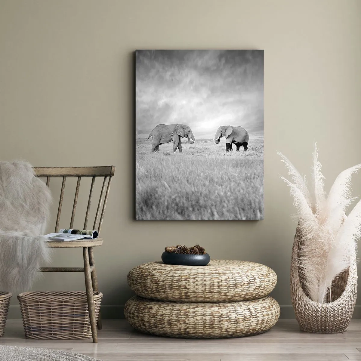 Impression sur toile - Image sur toile - Deux éléphants sur fond de savane africaine - 80x120cm - Le gris est beau - Décoration murale moderne pour le salon et la chambre ARTTOR