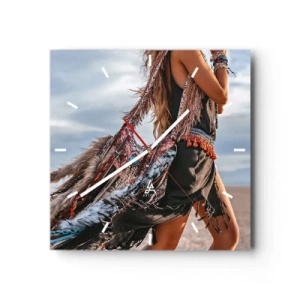 Horloge murale - Pendule murale - Une femme dans un style bohème avec des détails de plumes et de bijoux - 30x30cm - La fille du chaman - Décoration murale moderne pour le salon et la chambre ARTTOR