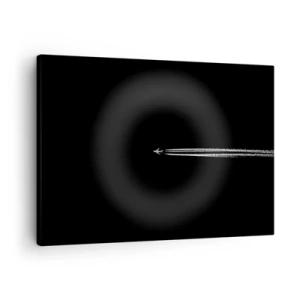 Impression sur toile - Image sur toile - Un avion à réaction avec une traînée de condensation visible sur fond noir - 70x50cm - Dans une autre dimension - Décoration murale moderne pour le salon et la chambre ARTTOR