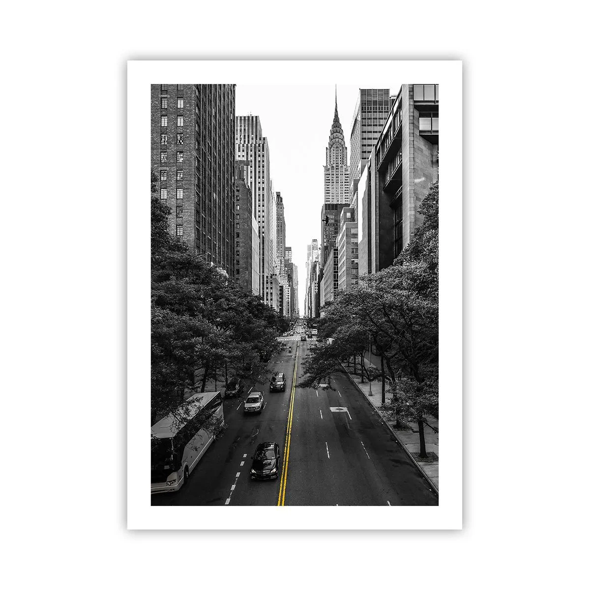 Affiche - Poster - Panorama de la ville en noir et blanc avec une ligne jaune sur la route - 50x70cm - Matin new-yorkais - Décoration murale moderne pour le salon et la chambre ARTTOR