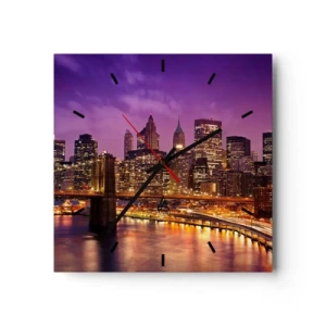 Horloge murale - Pendule murale - Panorama de la ville avec le pont dans la lumière du soir contre le ciel violet - 30x30cm - Manhathann or violet - Décoration murale moderne pour le salon et la chambre ARTTOR