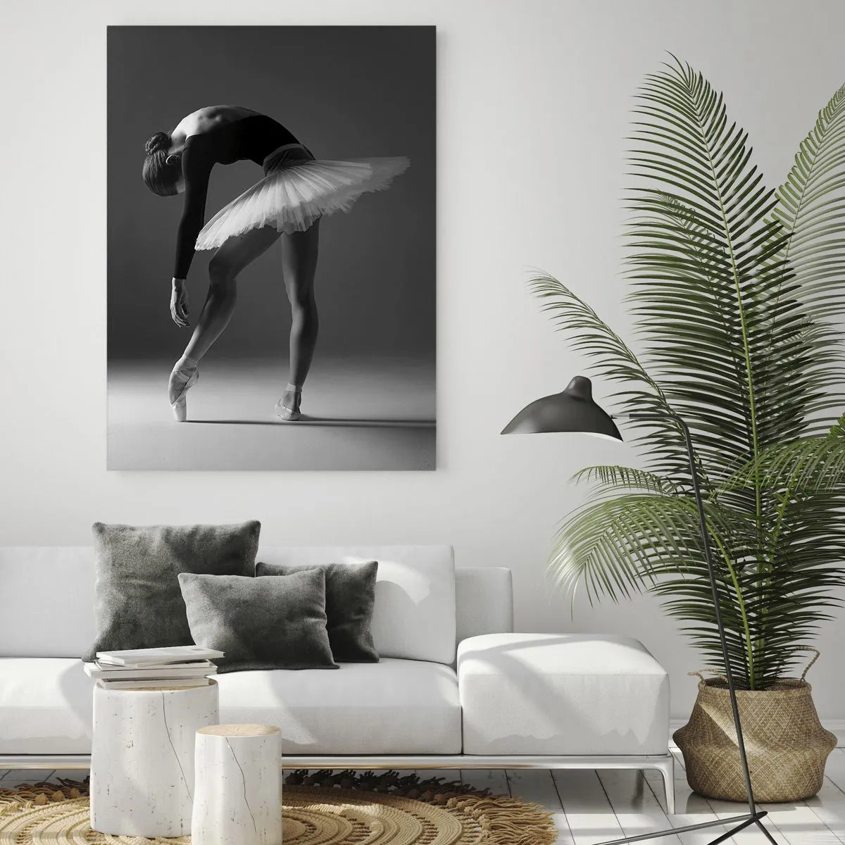 Impression sur verre - Image sur verre - Une ballerine dans une pose élégante sur un fond noir et blanc - 80x120cm - Belle ballerine - Décoration murale moderne pour le salon et la chambre ARTTOR