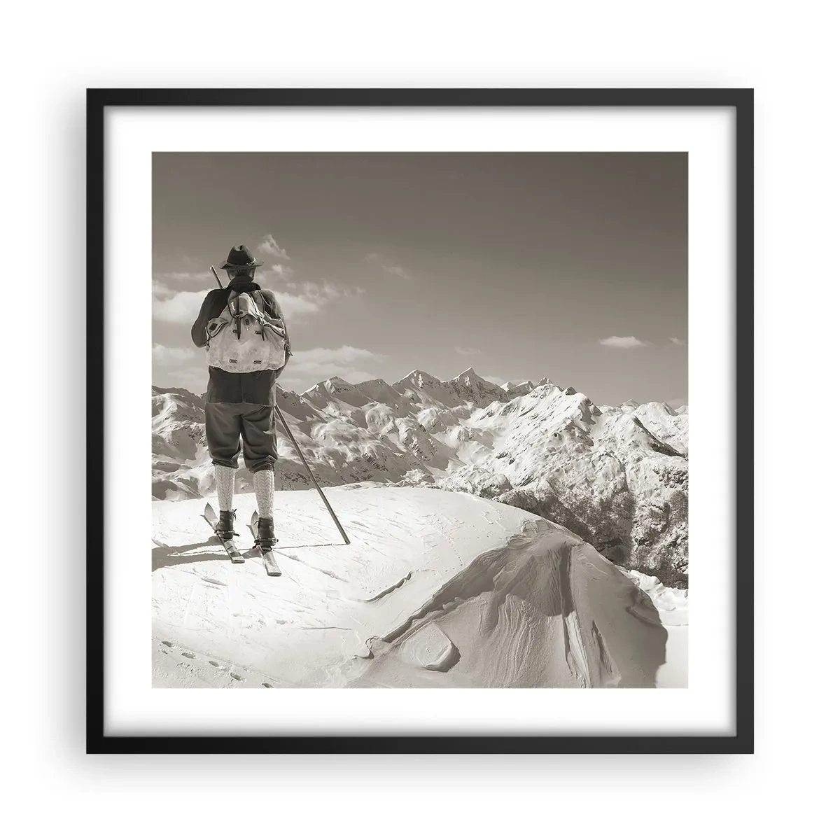 Affiche dans un cadre noir - Poster - Toutes les mêmes ces montagnes - 50x50 cm