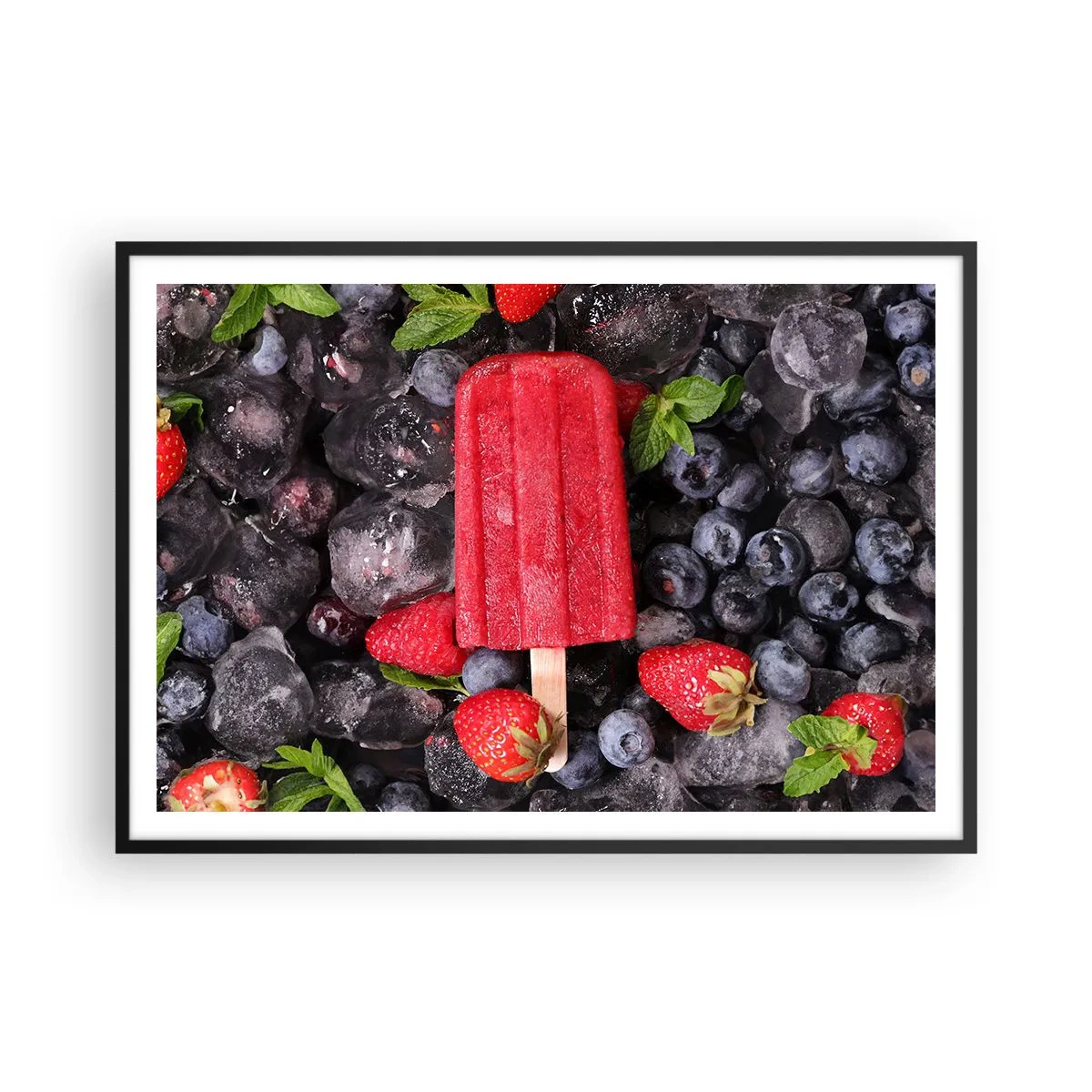 Affiche dans un cadre noir - Poster - Glace rouge entourée de fruits et de glace - 100x70cm - Le goût d’un été chaud - Décoration murale moderne pour le salon et la chambre ARTTOR
