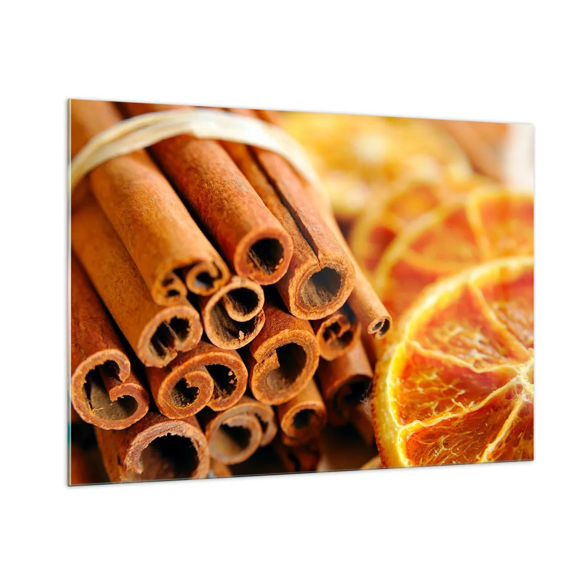 Impression sur verre - Image sur verre - Gros plan sur des bâtons de cannelle et des tranches d'orange séchées - 100x70cm - Sentez-vous leurs odeurs? - Décoration murale moderne pour le salon et la chambre ARTTOR