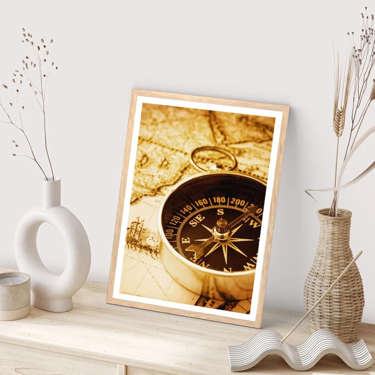 Affiche dans un chêne clair - Poster - Est ou ouest? - 70x100 cm