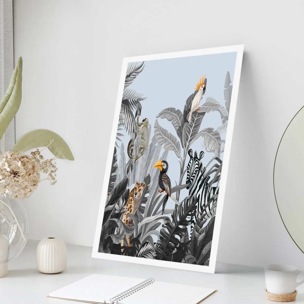 Affiche - Poster - Animaux tropicaux colorés parmi les feuilles de la jungle - 50x70cm - Conte de fées africain - Décoration murale moderne pour le salon et la chambre ARTTOR