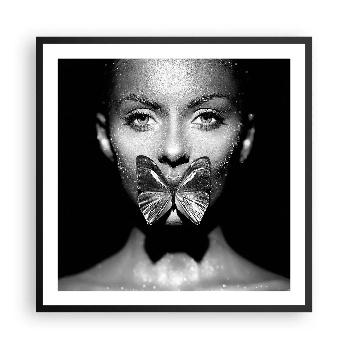 Affiche dans un cadre noir - Poster - Baiser papillon - 60x60 cm