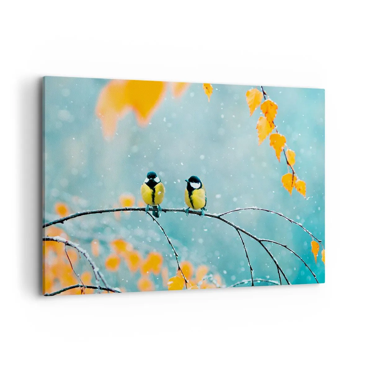 Impression sur toile - Image sur toile - Deux oiseaux sur une branche dans un décor hivernal avec des feuilles jaunes. - 120x80cm - Potins d'oiseaux - Décoration murale moderne pour le salon et la chambre ARTTOR