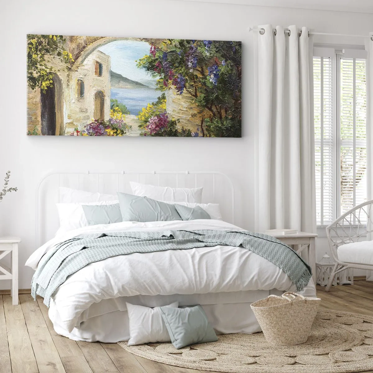 Impression sur toile - Image sur toile - Paysage de bord de mer avec des bâtiments en pierre et des fleurs - 160x50cm - Le charme d'une province côtière - Décoration murale moderne pour le salon et la chambre ARTTOR
