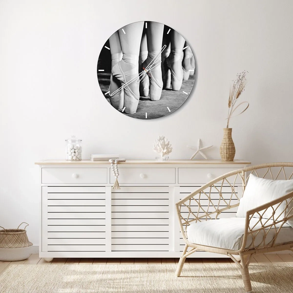 Horloge murale - Pendule murale - Ballerines noires et blanches en pointes - 30x30cm - Ensemble, simple - Décoration murale moderne pour le salon, la cuisine et la chambre ARTTOR