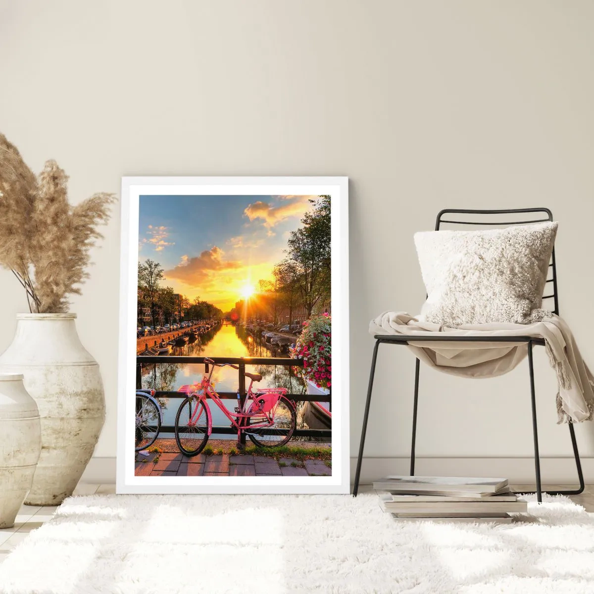 Affiche dans un cadre blanc - Poster - Matin de printemps à Amsterdam - 70x100 cm