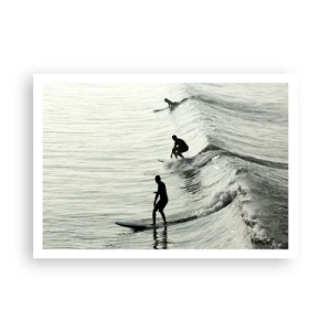 Affiche - Poster - Surfeurs sur les vagues dans une photo monochrome - 100x70cm - A la rencontre de la vague - Décoration murale moderne pour le salon et la chambre ARTTOR