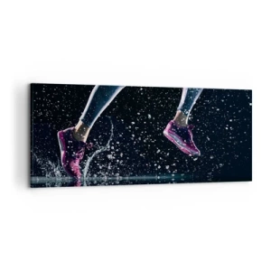 Impression sur toile - Image sur toile - Une prise de vue dynamique d'une course sous la pluie sur fond noir - 120x50cm - Combien de force dans les jambes - Décoration murale moderne pour le salon et la chambre ARTTOR
