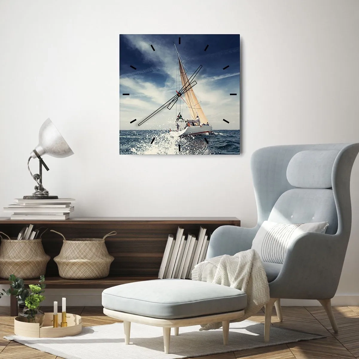 Horloge murale - Pendule murale - Un voilier sur une mer agitée sous un ciel bleu - 30x30cm - Ils ne nous rattraperont pas ! - Décoration murale moderne pour le salon et la chambre ARTTOR