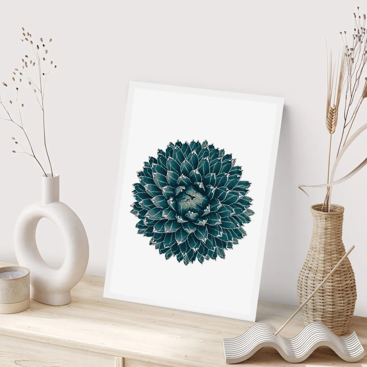 Affiche - Poster - Détail d'une succulente avec une disposition symétrique des feuilles - 50x70cm - Étoile du désert - Décoration murale moderne pour le salon et la chambre ARTTOR