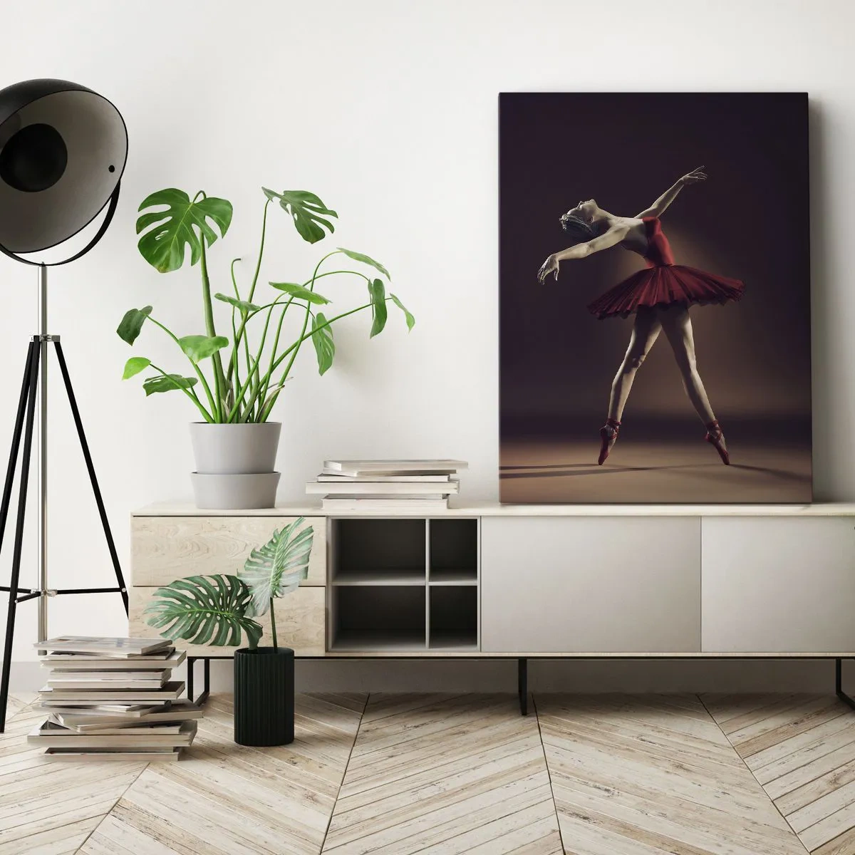 Impression sur toile - Image sur toile - Une danseuse de ballet en robe rouge sur fond de scène - 80x120cm - Une danseuse étoile - Décoration murale moderne pour le salon et la chambre ARTTOR