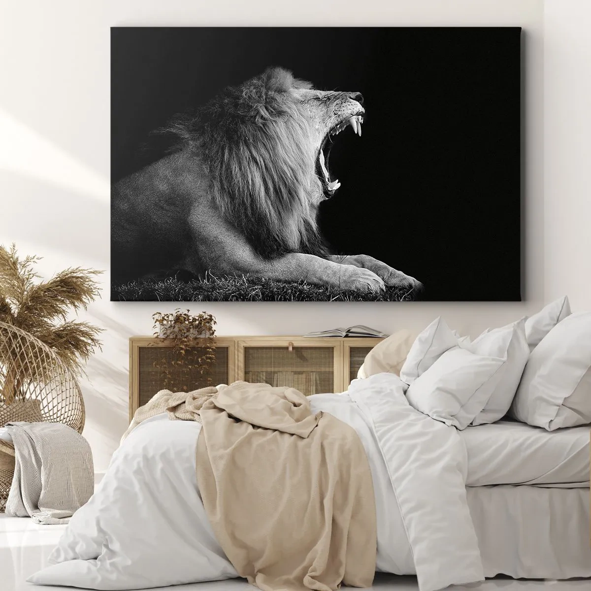 Impression sur toile - Image sur toile - Un lion rugissant sur fond noir dans des tons noir et blanc - 70x50cm - Sans aucun doute - Décoration murale moderne pour le salon et la chambre ARTTOR