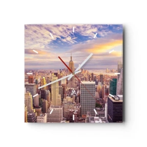 Horloge murale - Pendule murale - Panorama d'une ville moderne avec des gratte-ciel au coucher du soleil - 30x30cm - Atteindre les nuages 