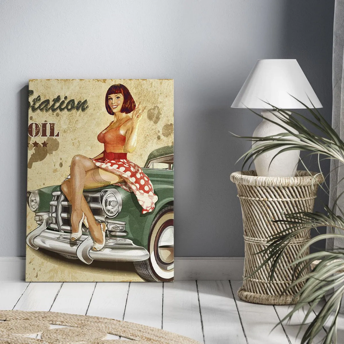 Impression sur toile - Image sur toile - Affiche rétro de la Route 66 avec une pin-up et une voiture - 50x70cm - Les superbes années 40. - Décoration murale moderne pour le salon et la chambre ARTTOR