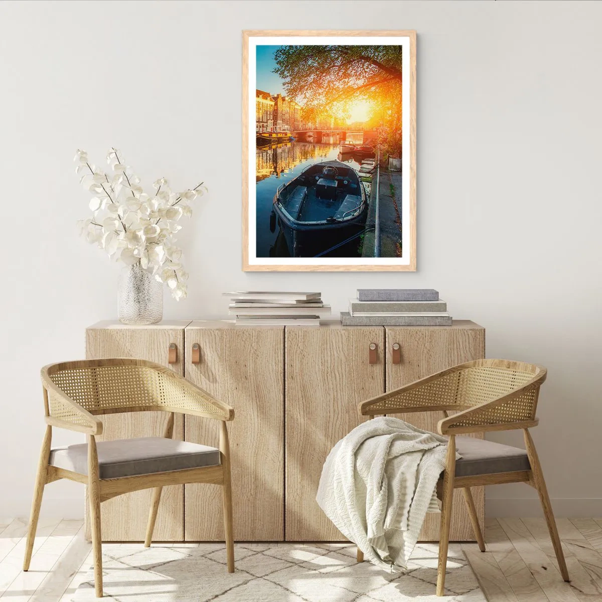 Affiche dans un chêne clair - Poster - Début de journée à Amsterdam - 70x100 cm