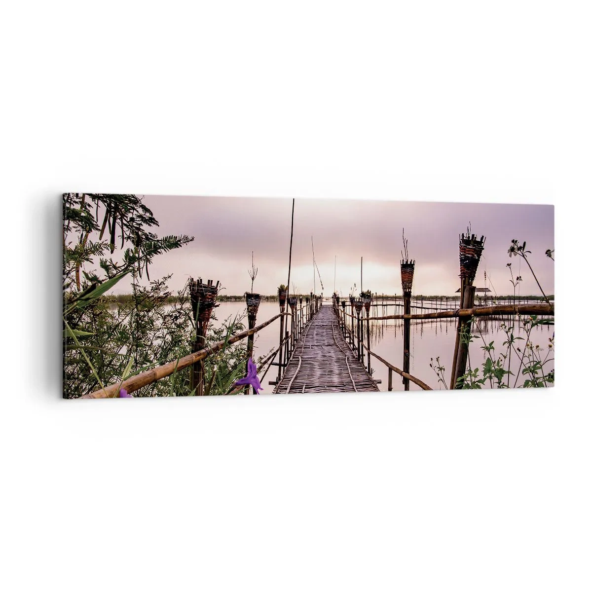 Impression sur toile - Image sur toile - Pont de bambou sur l'eau à l'aube - 140x50cm - Le silence et le calme d'Asie - Décoration murale moderne pour le salon et la chambre ARTTOR