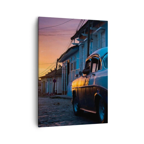 Impression sur toile - Image sur toile - Voiture et vélo rétro dans la rue à la lumière du soleil couchant - 50x70cm - Ici, le temps ralentit - Décoration murale moderne pour le salon et la chambre ARTTOR