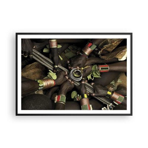 Affiche dans un cadre noir - Poster - Bracelets de main traditionnels dans un groupe de mains - 100x70cm - Nous sommes ensemble - Décoration murale moderne pour le salon et la chambre ARTTOR