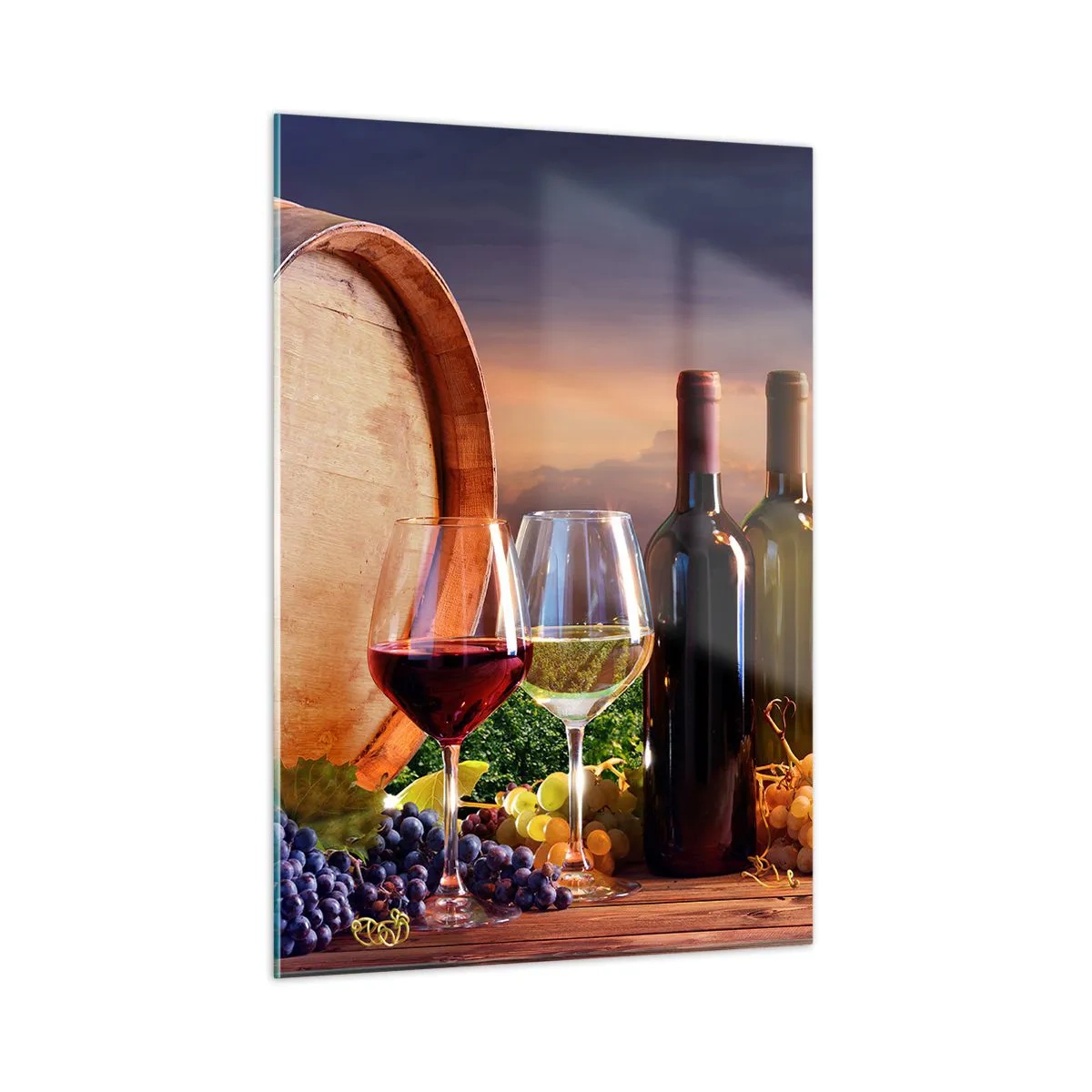 Impression sur verre - Image sur verre - Des vignes, un tonneau et des verres sur fond de soleil couchant - 50x70cm - Ici la vie a du goût - Décoration murale moderne pour le salon et la chambre ARTTOR
