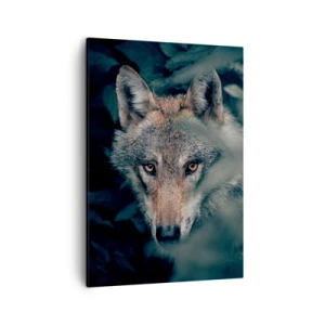 Impression sur toile - Image sur toile - Un loup dans son environnement naturel, regardant depuis les profondeurs de la forêt. - 50x70cm - Chasseur - Décoration murale moderne pour le salon et la chambre ARTTOR