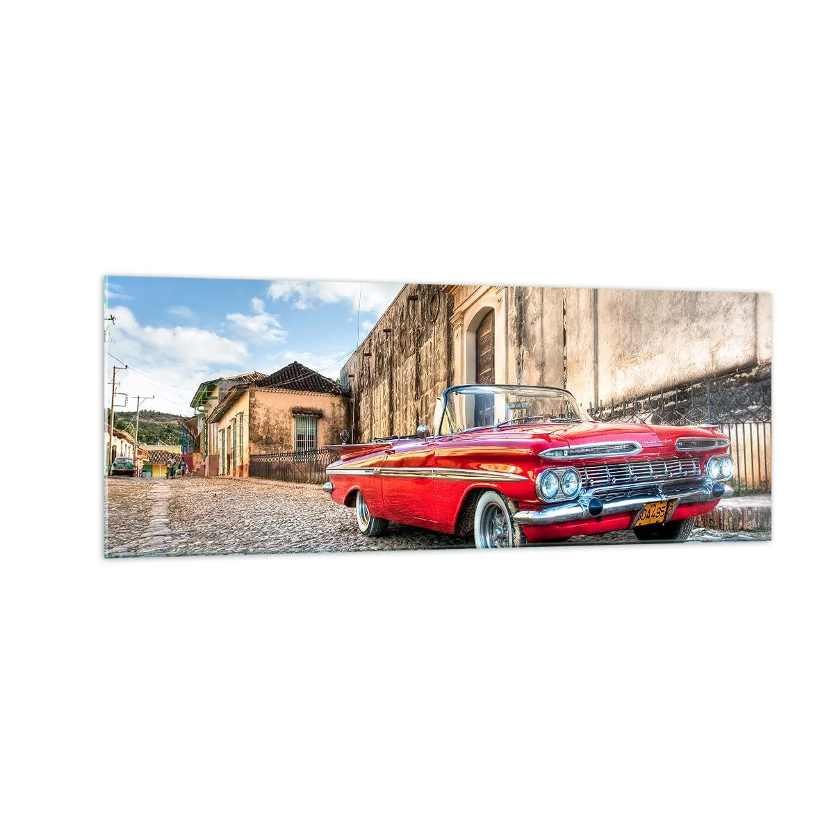 Impression sur verre - Image sur verre - Voiture classique rouge dans une rue pavée - 140x50cm - Émotions cubaines - Décoration murale moderne pour le salon et la chambre ARTTOR