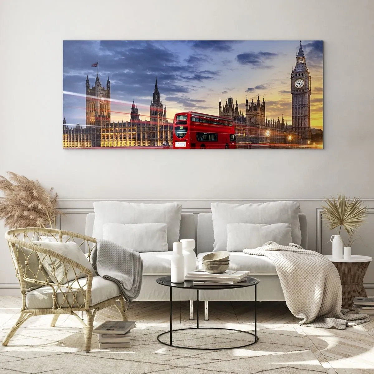 Impression sur verre - Image sur verre - Un bus rouge avec Big Ben et les Chambres du Parlement en arrière-plan au crépuscule. - 120x50cm - Caractères spéciaux - Décoration murale moderne pour le salon et la chambre ARTTOR