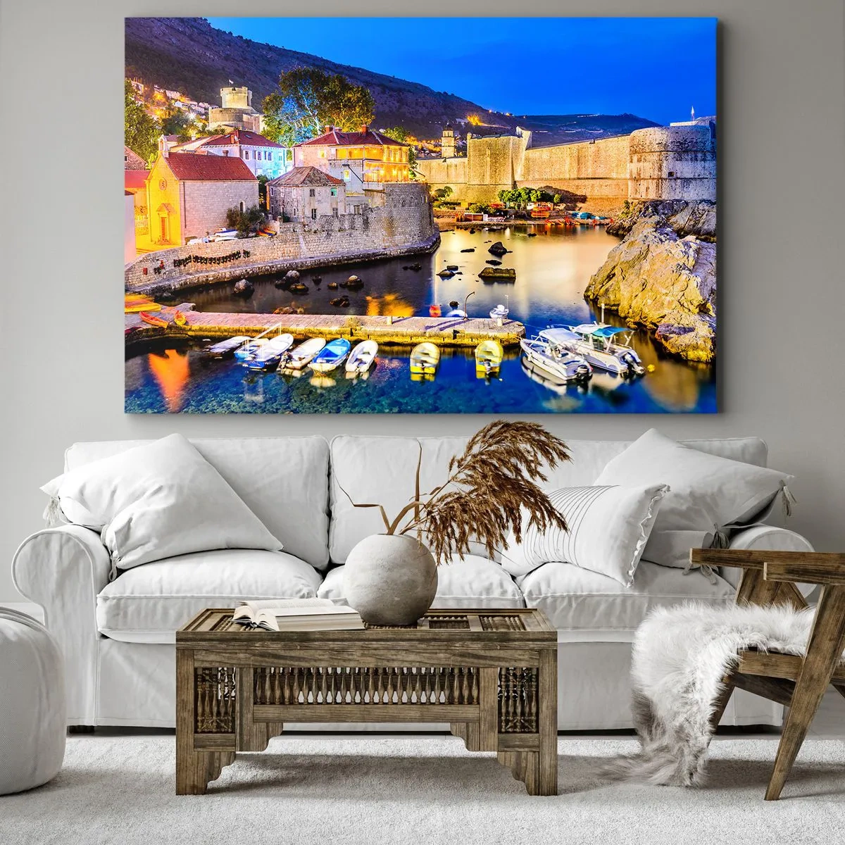 Impression sur toile - Image sur toile - Un port pittoresque la nuit avec des bâtiments illuminés - 70x50cm - Nuit illuminée sur l'Adriatique - Décoration murale moderne pour le salon et la chambre ARTTOR