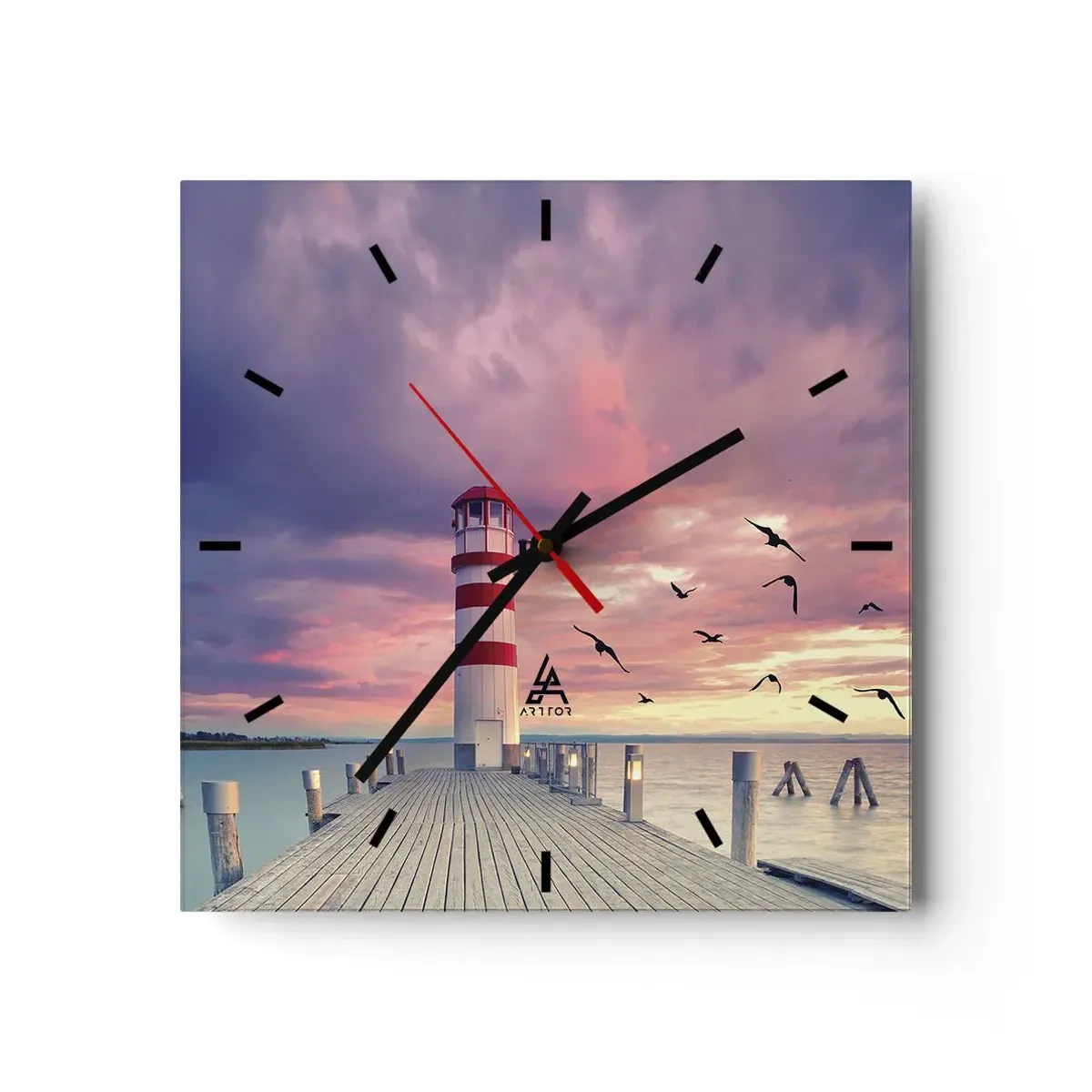 Horloge murale - Pendule murale - Un phare sur la jetée entouré d'un coucher de soleil pittoresque - 30x30cm - C'est l'heure d'aller au port - Décoration murale moderne pour le salon et la chambre ARTTOR