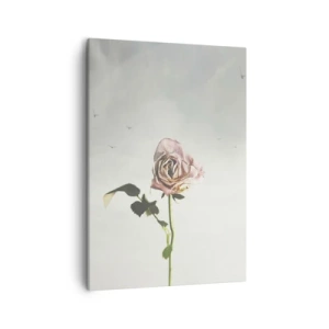 Impression sur toile - Image sur toile - Une rose délicate contre un ciel lumineux avec des oiseaux en vol - 50x70cm - Bonjour de printemps - Décoration murale moderne pour le salon et la chambre ARTTOR