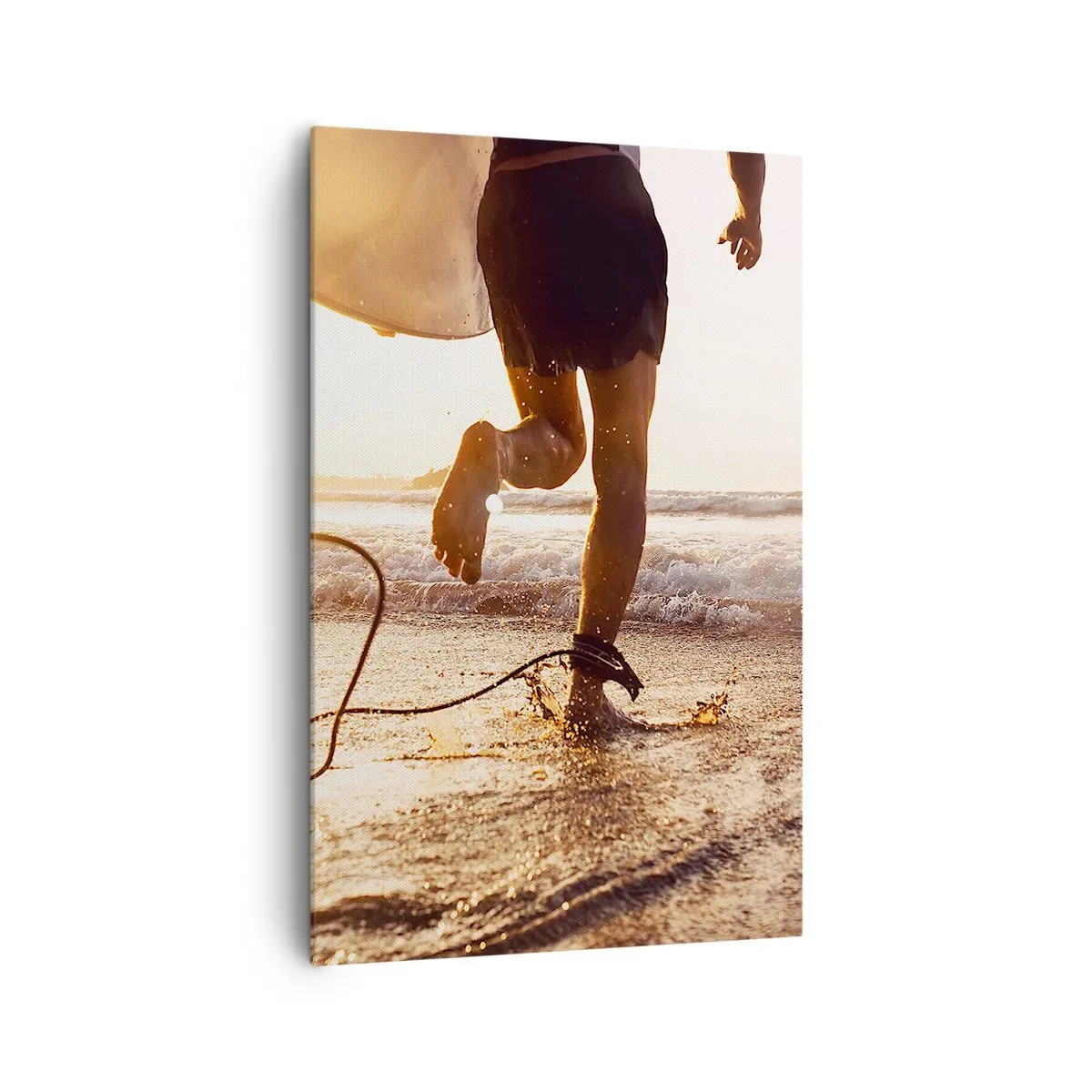 Impression sur toile - Image sur toile - Un surfeur court le long de la plage avec sa planche au soleil. - 80x120cm - A la rencontre des vagues - Décoration murale moderne pour le salon et la chambre ARTTOR