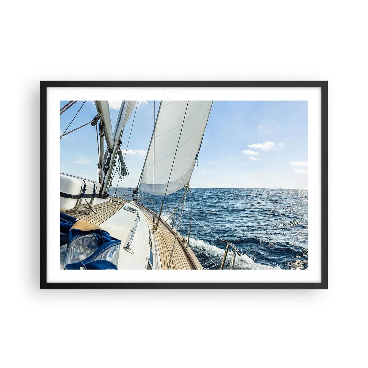 Affiche dans un cadre noir - Poster - Un voilier sur une mer calme sous un ciel bleu - 70x50cm - Ohé, l'aventure - Décoration murale moderne pour le salon et la chambre ARTTOR