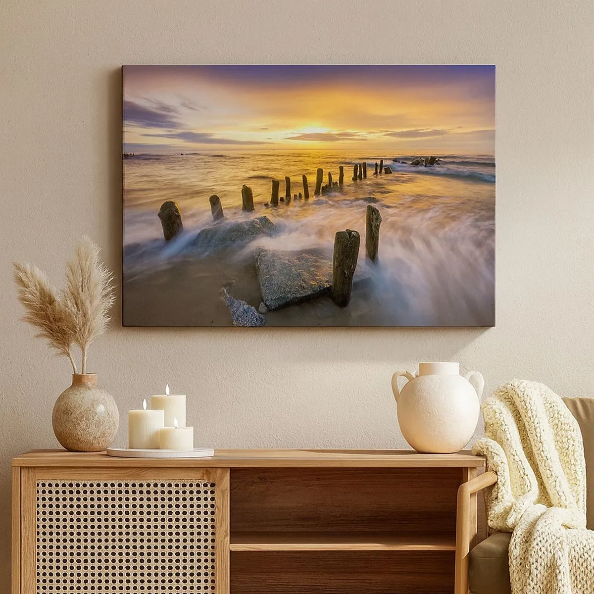 Impression sur toile - Image sur toile - Coucher de soleil sur la mer avec les vestiges d'une ancienne jetée - 70x50cm - La beauté brute de la mer Baltique - Décoration murale moderne pour le salon et la chambre ARTTOR