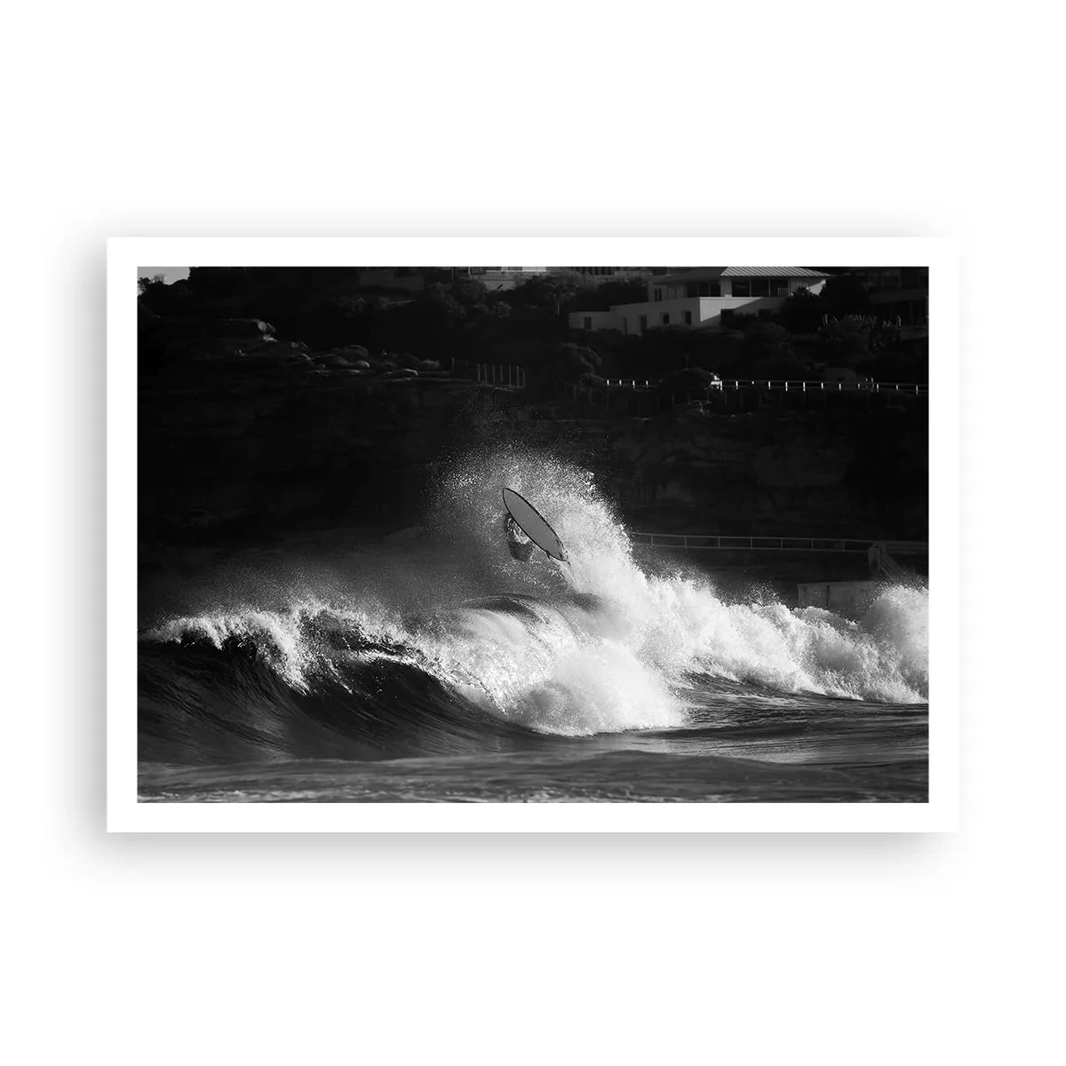 Affiche - Poster - Un surfeur sur une vague en monochrome - 100x70cm - Défi accepté! - Décoration murale moderne pour le salon et la chambre ARTTOR