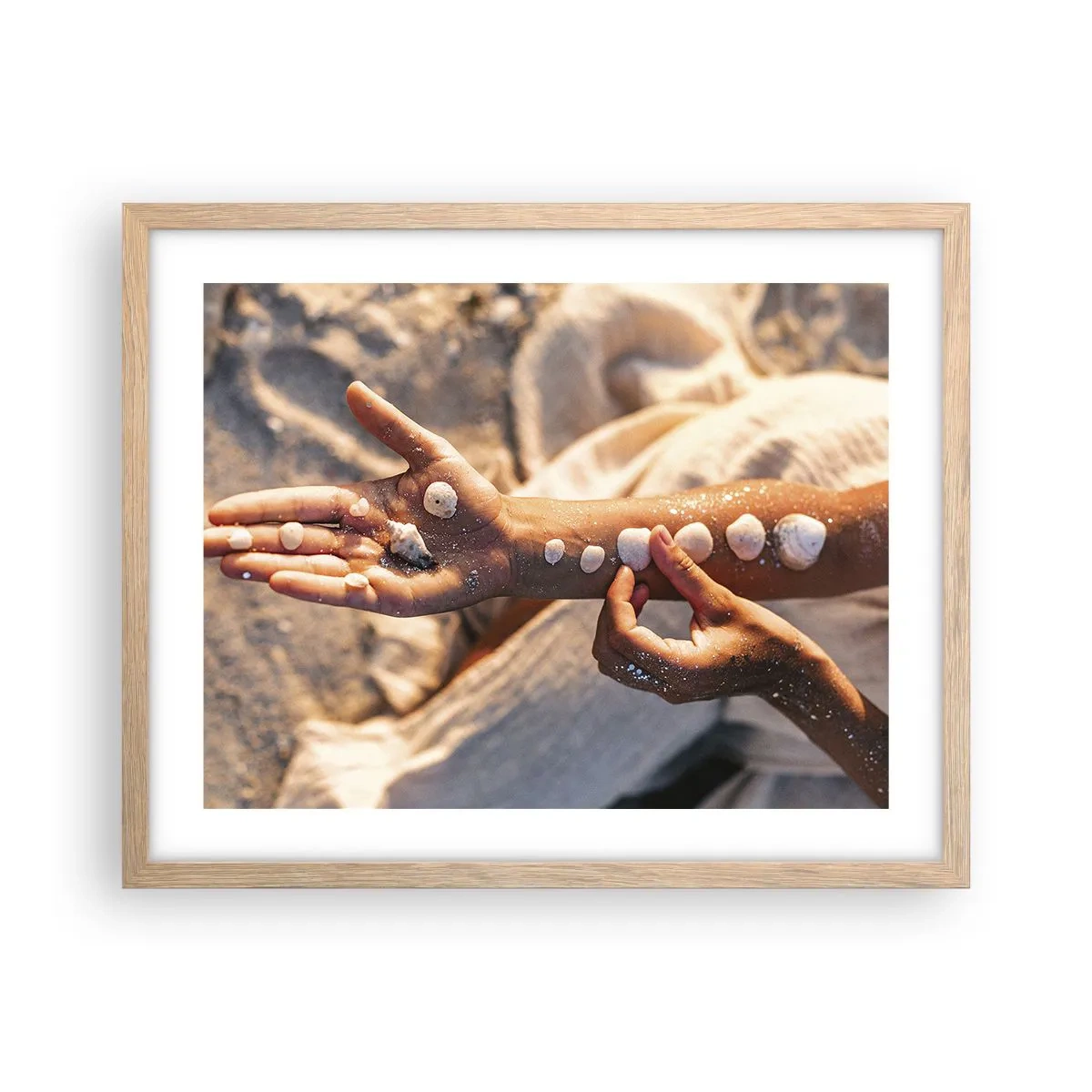 Affiche dans un chêne clair - Poster - La beauté à portée de main - 50x40 cm