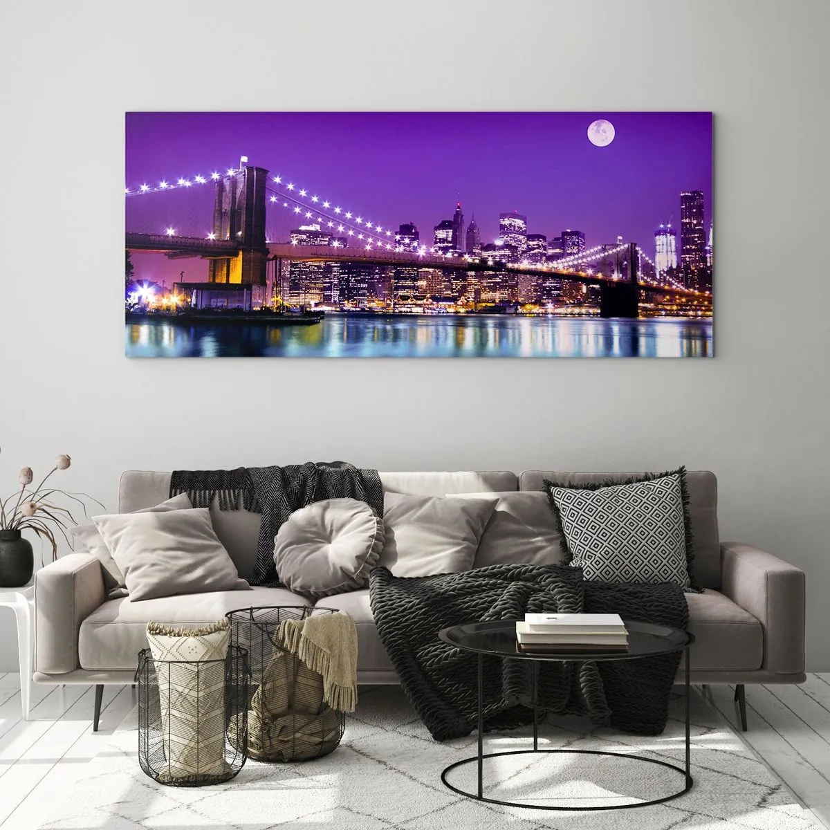 Impression sur verre - Image sur verre - Pont de Brooklyn la nuit avec la ville illuminée et la pleine lune - 160x50cm - Lumières de grande ville en violet - Décoration murale moderne pour le salon et la chambre ARTTOR
