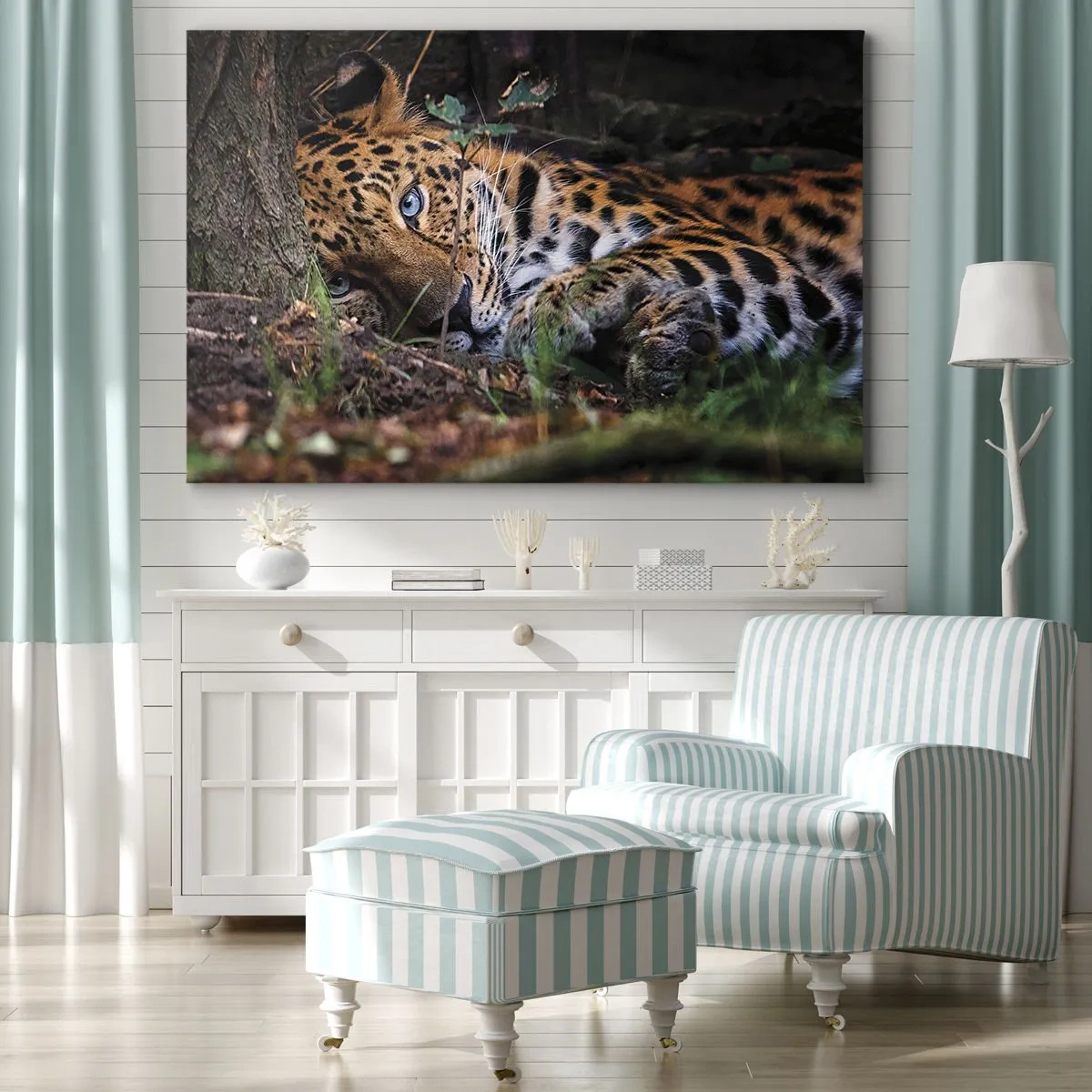 Impression sur toile - Image sur toile - Un léopard couché à l'ombre des arbres - 120x80cm - Fais-moi confiance - Décoration murale moderne pour le salon et la chambre ARTTOR