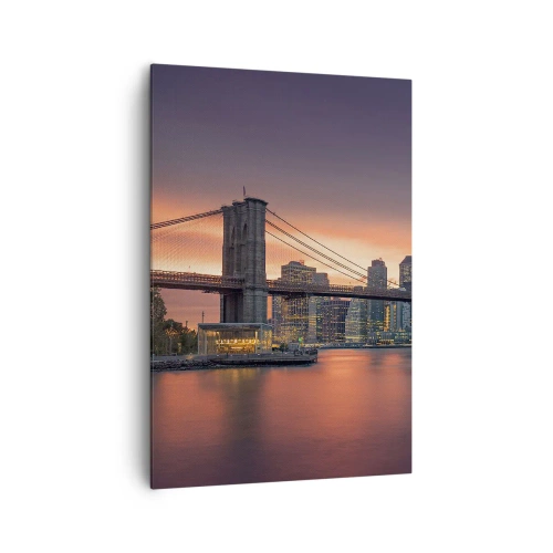 Impression sur toile - Image sur toile - Panorama nocturne de la ville avec un pont et un ciel illuminé - 70x100cm - Immergé dans le silence lilas - Décoration murale moderne pour le salon et la chambre ARTTOR