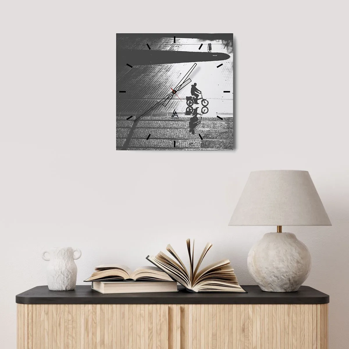 Horloge murale - Pendule murale - Devant moi, à travers la ville - 30x30 cm