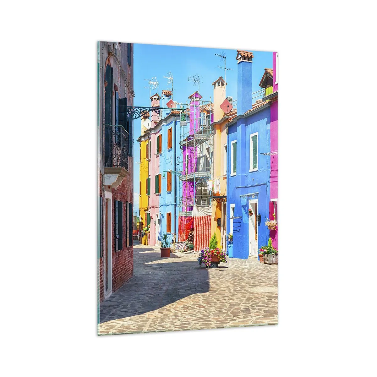 Impression sur verre - Image sur verre - Bâtiments colorés dans une rue étroite de la ville - 70x100cm - Ville "Sous les perroquets" - Décoration murale moderne pour le salon et la chambre ARTTOR